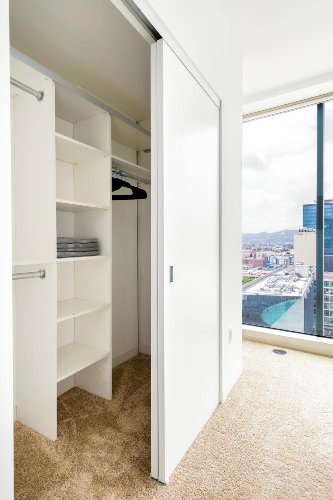 Apartamento 2br Luxury Highrise Retreat Vt